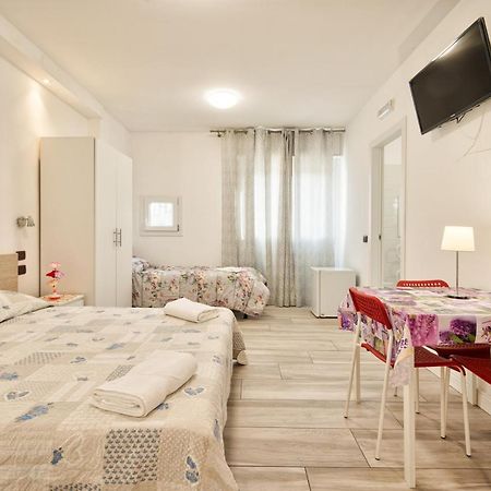 Venice Pink House Hotel มาร์เกรา ภายนอก รูปภาพ