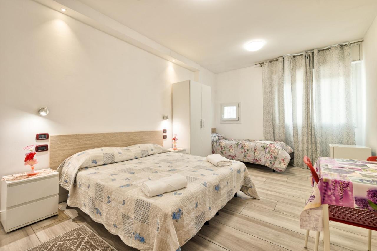 Venice Pink House Hotel มาร์เกรา ภายนอก รูปภาพ